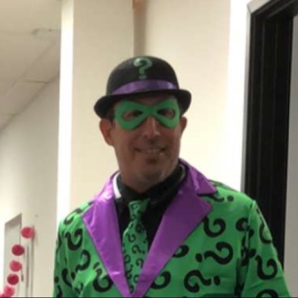 Meet your Posher, F - Picture 1 of 1